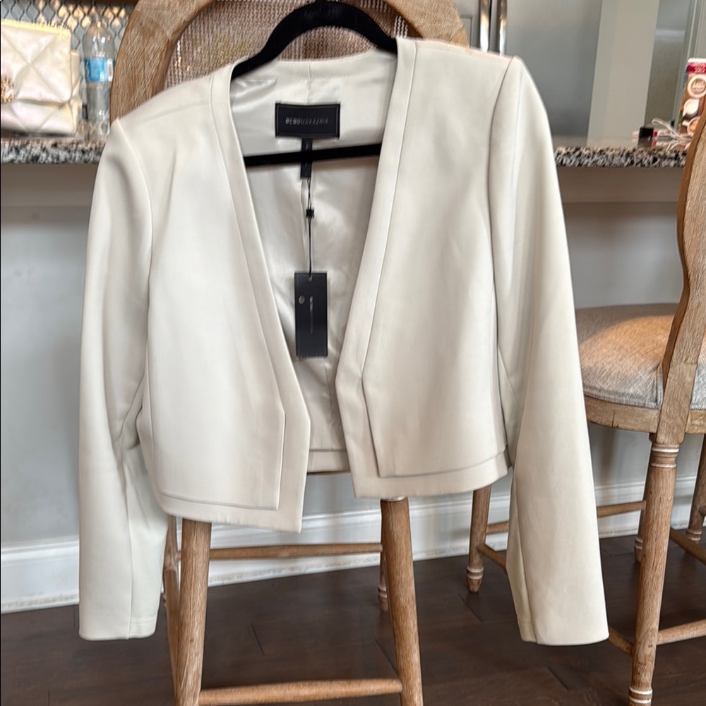 BCBGMaxAzria Cream Cropped Open-Front Blazer